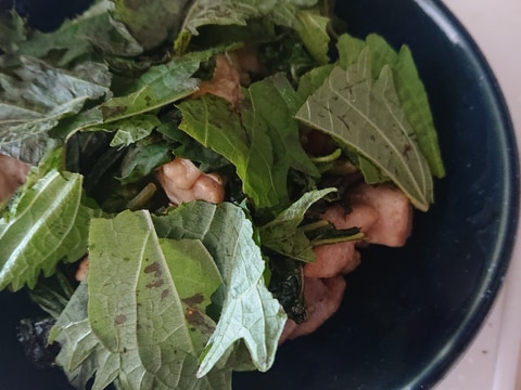 鯖缶で梅酢大葉炒め